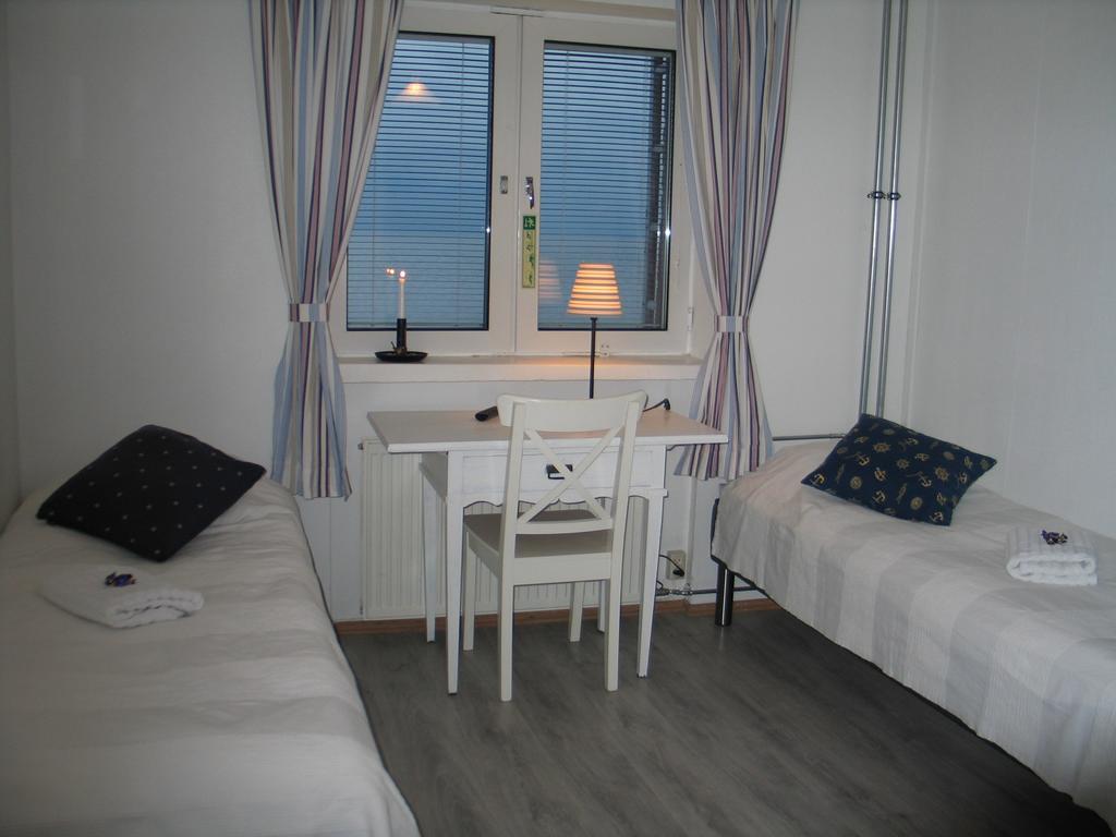 Kylmaepihlaja Lighthouse Hotel Rauma Room photo